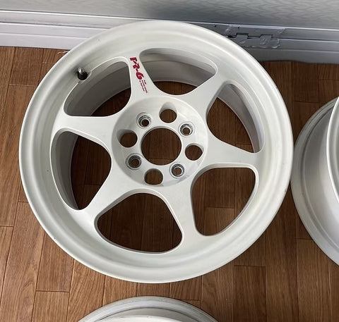ZoomOn ZR161 1/24 15インチ デズモンド J'sレーシング RAM'S PR-6 リムセット
