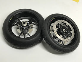 Zワークショップ Z01-004 1/12 ドゥカティ V4R/S ホイール & ブレーキディスク セットA