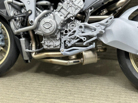 Zワークショップ Z01-009 1/12 V4R/S 4 ウシテ・レーシング エキゾーストシステム