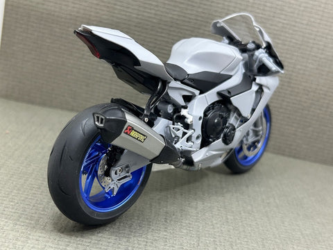 Zワークショップ Z04-006 1/12 エボリューション ライン エキゾーストシステム(チタニウム+カーボン) (タミヤ 1/12 R1M (14133)用)