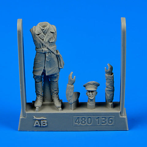 エアロボーナス 480136 1/48 自由フランスの戦闘機のパイロット WWII ノルマンディ・ニーメン(1942-45年)