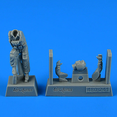 エアロボーナス 480241 1/48 現用ロシア Su-57戦闘機パイロット