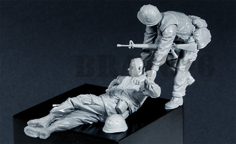 ブラボー6 35036 1/35 アメリカ海兵隊(8)戦友の死 テト攻勢'68(2体セット)