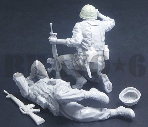 ブラボー6 35323 1/35 アメリカ軍「 衛生兵を！」負傷した歩兵と助けを呼ぶ兵士