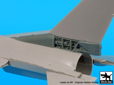 ブラックドッグ A48079 1/48 F-16 Cテール・電子機器（タミヤ用）