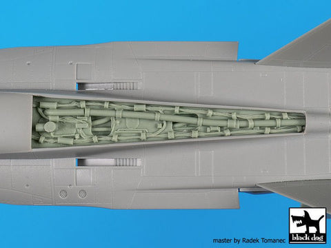 ブラックドッグ A72089 1/72 F-18 機体上面部 （アカデミー用）