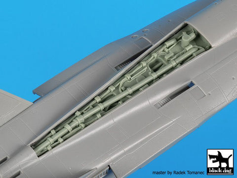 ブラックドッグ A72089 1/72 F-18 機体上面部 （アカデミー用）