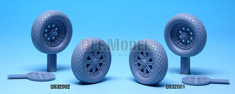 DEFモデル DS32001 1/32 F4U コルセア 自重変形メインタイヤ 1(タミヤ用)