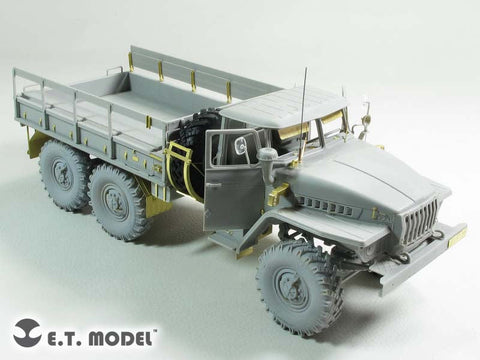 E.T.モデル E35-194 1/35 ロシア URAL-4320 トラック(トランぺッター 01012用） エッチングパーツ