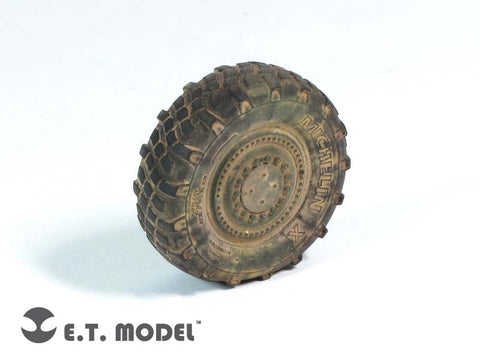 E.T.モデル ER35-024 1/35 現用ドイツ ボクサー 自重変形ロードホイール(ホビーボス Kit用）