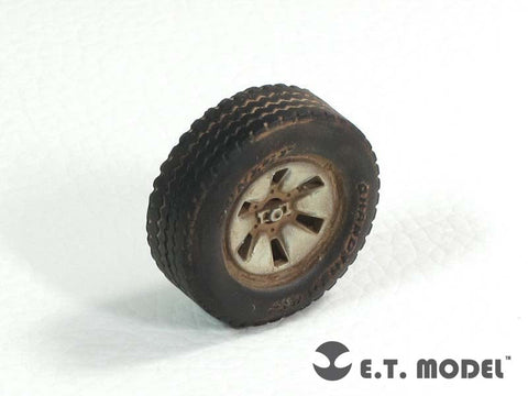 E.T.モデル ER35-031 1/35 テクニカルピックアップトラック 自重変形ロードホイール1(モンモデル用）