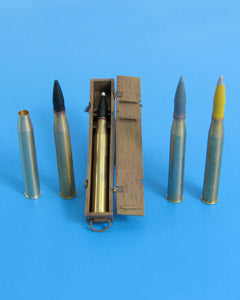 エウレカXXL A-3521 1/35 8,8 cm Pzgr.Patr.39/43 Kw.K.43