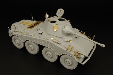 ハウラー HLU35039 1/35 WWII ドイツ Sd.Kfz.234/2 8輪装甲車 プーマ エッチングセット(イタレリ用)