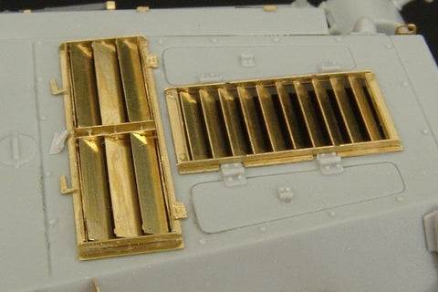 ハウラー HLU35040 1/35 WWII ドイツ Sd.Kfz.234/2 8輪装甲車 プーマ エンジングリル(イタレリ用)
