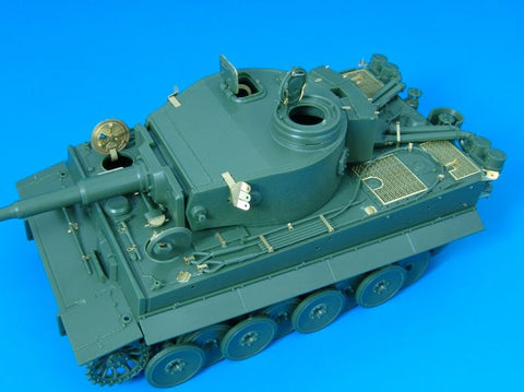 ハウラー HLX48029 1/48 WWII ドイツ タイガーI 初期型 エッチングセット(スカイボウ用)
