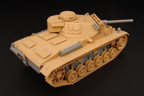 ハウラー HLX48181 1/48 WWII ドイツ III号火炎放射戦車(F1)型 コンバージョンセット