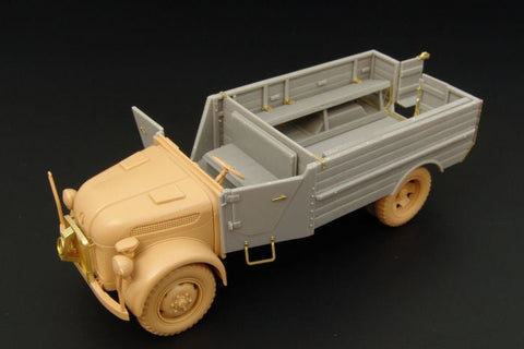 ハウラー HLX48224 1/48 WWII ドイツ シュタイヤー2000A ピックアップトラック コンバージョンセット(タミヤ用)