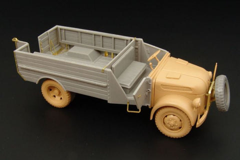 ハウラー HLX48224 1/48 WWII ドイツ シュタイヤー2000A ピックアップトラック コンバージョンセット(タミヤ用)