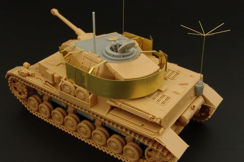 ハウラー HLX48228 1/48 WWII ドイツ IV号戦車 J型 砲兵観測車 コンバージョンセット(タミヤ IV号戦車J型用)