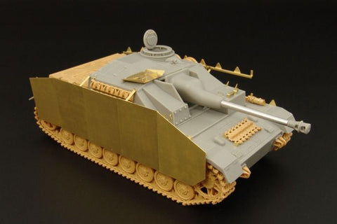 ハウラー HLX48239 1/48 WWII ドイツ Sd.Kfz.167 IV号突撃砲 コンバージョンセット(タミヤ IV号戦車用)