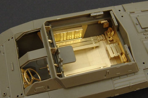 ハウラー HLX48246 1/48 WWII アメリカ M20 装甲車 インテリアセット(タミヤ用)