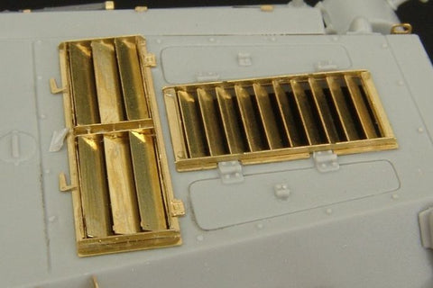 ハウラー HLX48310 1/48 WWII ドイツ Sd.Kfz.234/2 8輪装甲車 プーマ エンジン グリル(イタレリ用)