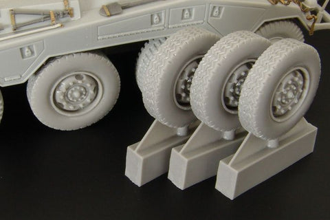 ハウラー HLX48334 1/48 WWII ドイツ Sd.Kfz.234 8輪装甲車 プーマ レジンホイールセット(タミヤ/イタレリ)