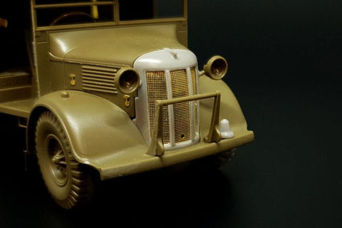 ハウラー HLX48412 1/48 WWII イギリス 2トン 4×2 野戦救急車 フロントグリル(タミヤ用)