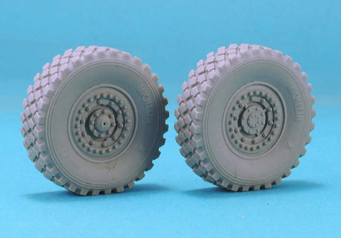 レジェンド LF1287 1/35 4*4 MRAP 加重ホイール セット (キネティック 61011)