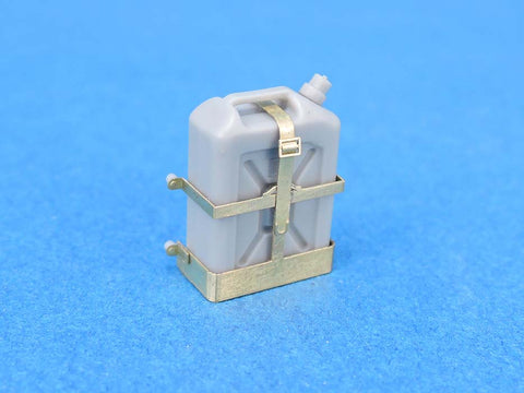 レジェンド LF1383 1/35 イスラエル国防軍 20L 水用ジェリカンｗ/ホルダーセット (10個)