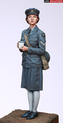 ライフミニチュア LM-35004 1/35 WWII イギリス空軍WAAF(婦人補助空軍) 副班長 1940-1941年