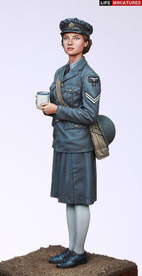 ライフミニチュア LM-35004 1/35 WWII イギリス空軍WAAF(婦人補助空軍) 副班長 1940-1941年