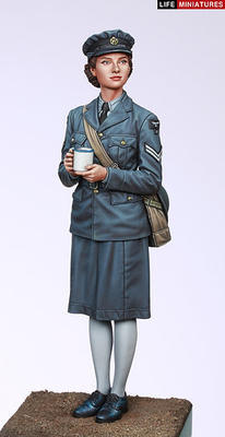 ライフミニチュア LM-35004 1/35 WWII イギリス空軍WAAF(婦人補助空軍) 副班長 1940-1941年