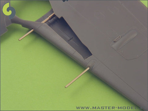 マスター AM-48-019 1/48 フォッケウルフ Fw 190 A7, A8型の武装セット(MG 131機関銃の銃口,ＭＧ151機関砲銃身,フェアリング内蔵ＭＧ151機関砲銃身)およびピトー管