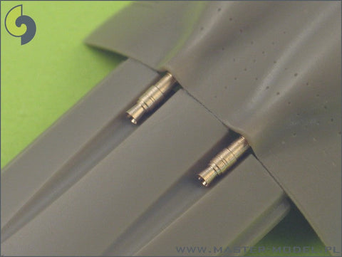 マスター AM-48-019 1/48 フォッケウルフ Fw 190 A7, A8型の武装セット(MG 131機関銃の銃口,ＭＧ151機関砲銃身,フェアリング内蔵ＭＧ151機関砲銃身)およびピトー管