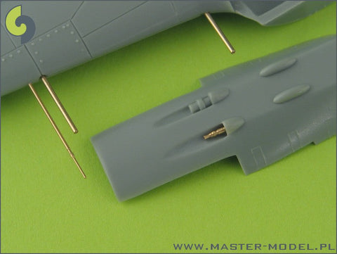 マスター AM-72-013 1/72 フォッケウルフ Fw 190 A6型 の武装セット(MG 17, MG 151 の銃口) およびピトー管