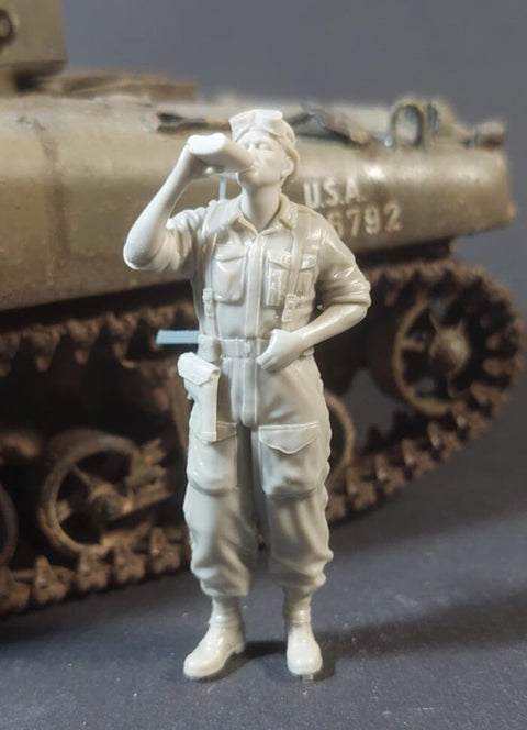 パンツァーアート FI35-236 1/35 WWIIイギリス 戦車兵カバーオール（休憩中）No.2