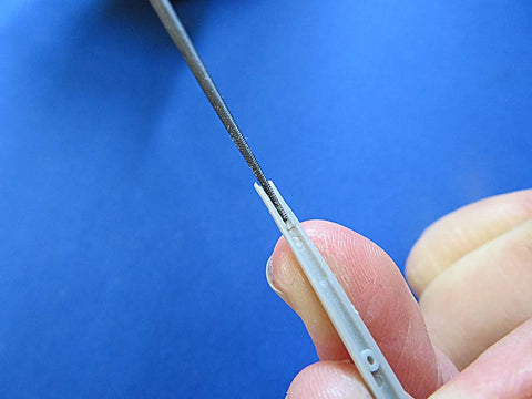 シモムラアレック AL-K115 錆に強い黒コート丸ヤスリ　先端0.5ミリ超先細丸BCF