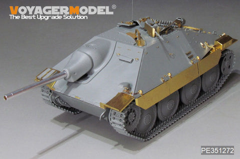 WWII German Sd.Kfz.138/2 Hetzer Tank Destroyer Late Version（TAKOM）
