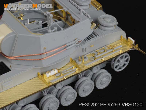 ボイジャーモデル PE35292 1/35 WWIIドイツ Pz.Sfl.Ivb 10.5cm le.FH.18/1 (ドラゴン6475)