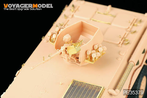ボイジャーモデル PE35379 1/35 中国 PLA ZSL-92A装甲兵員輸送車 (ホビーボス82455)