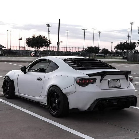 ズームオン Z065 1/24 GT86 リアウインドールーバー