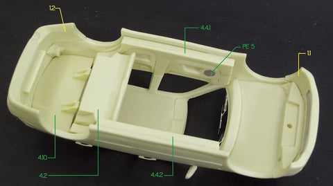 ズームオン Z142 1/24 トヨタ アルテッツァジータ フルレジンキット