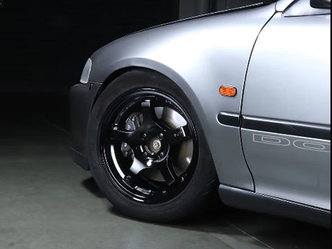 ズームオン ZR101 1/24 16インチ レイズ 57CR ホイールセット