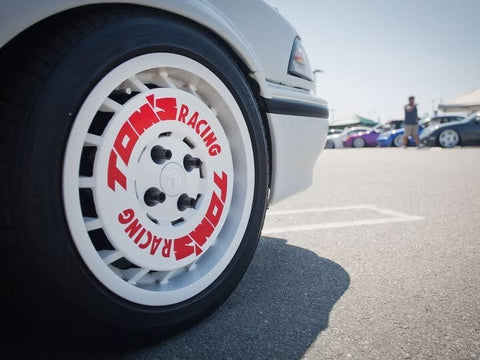 ズームオン ZR114-16 1/24 16インチ Tom's racing ホイールセット